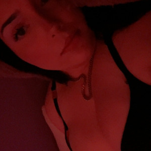 angelinuhz #7197861