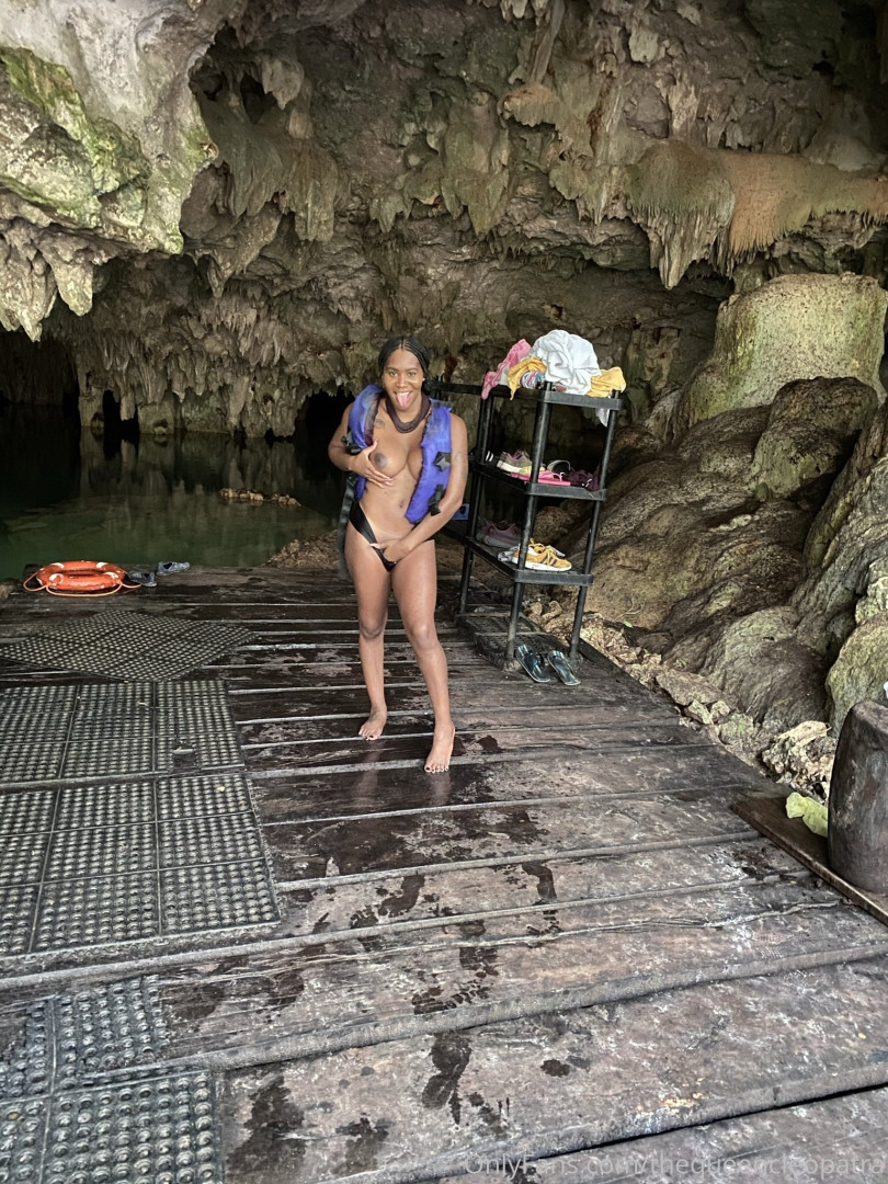 Photo by thequeencleopatra published on May 16,2023 21:41:31 - BestThots