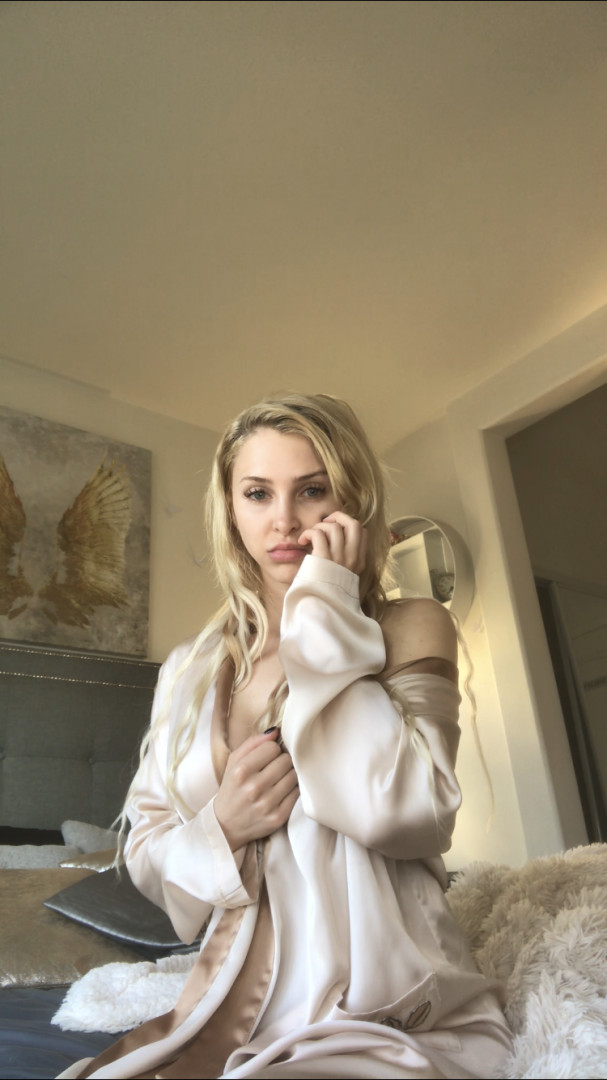 Photo by alixlynx published on October 17,2023 03:00:49 - BestThots