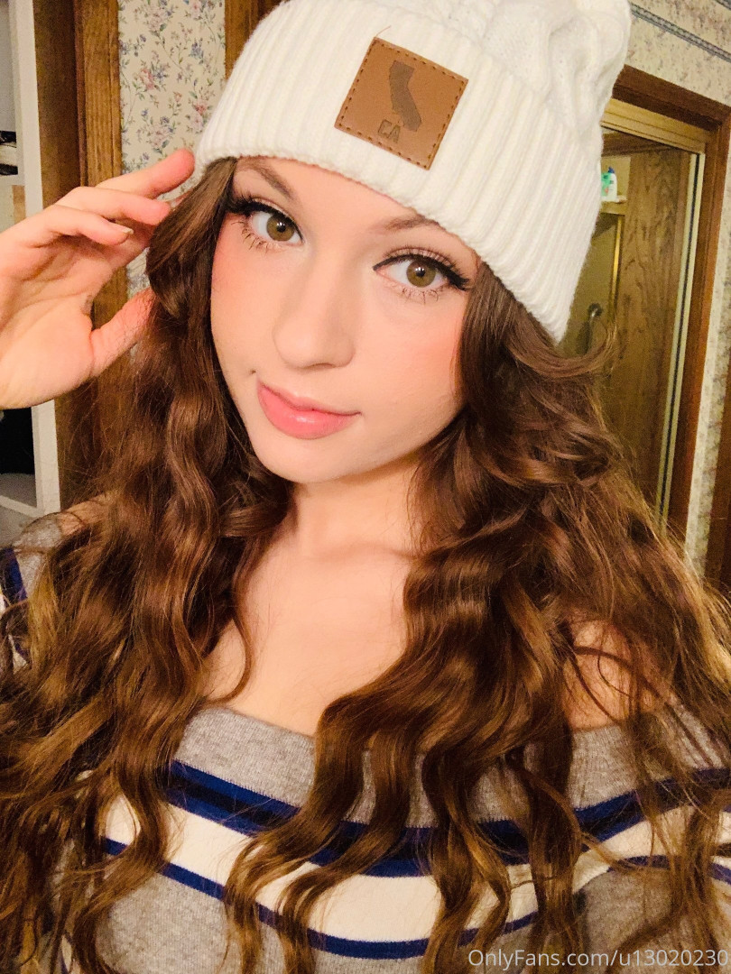 Photo by annablossom published on October 16,2023 22:52:34 - BestThots