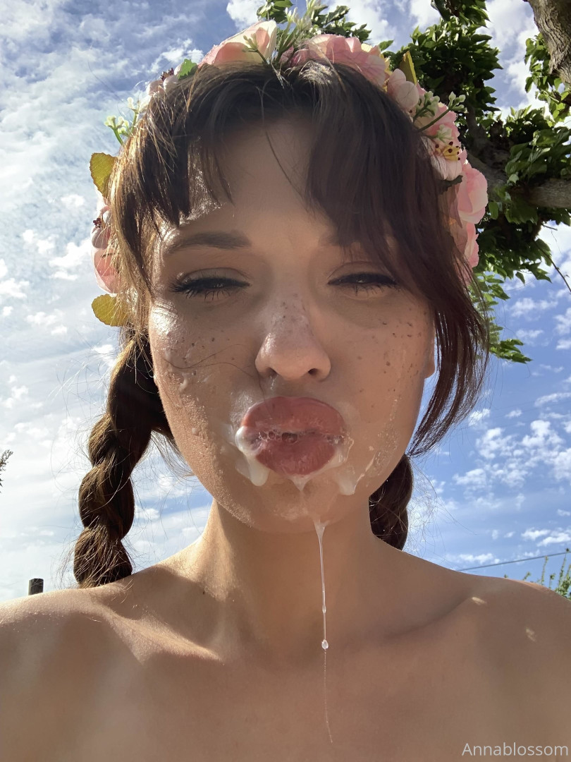 Photo by annablossom published on October 16,2023 22:53:00 - BestThots