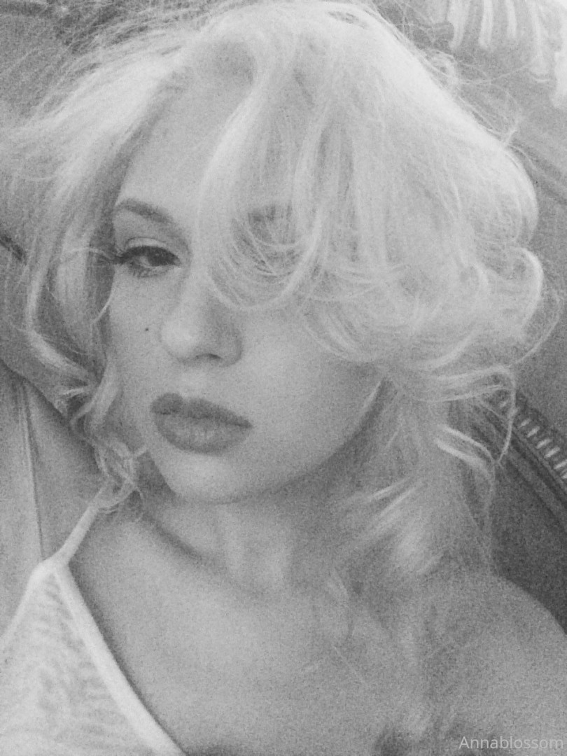 Photo by annablossom published on October 16,2023 22:53:14 - BestThots