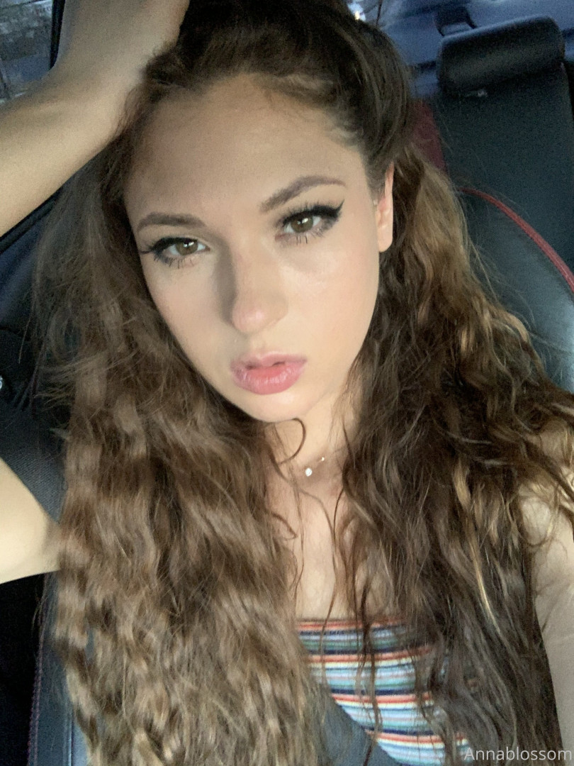 Photo by annablossom published on October 16,2023 22:54:27 - BestThots