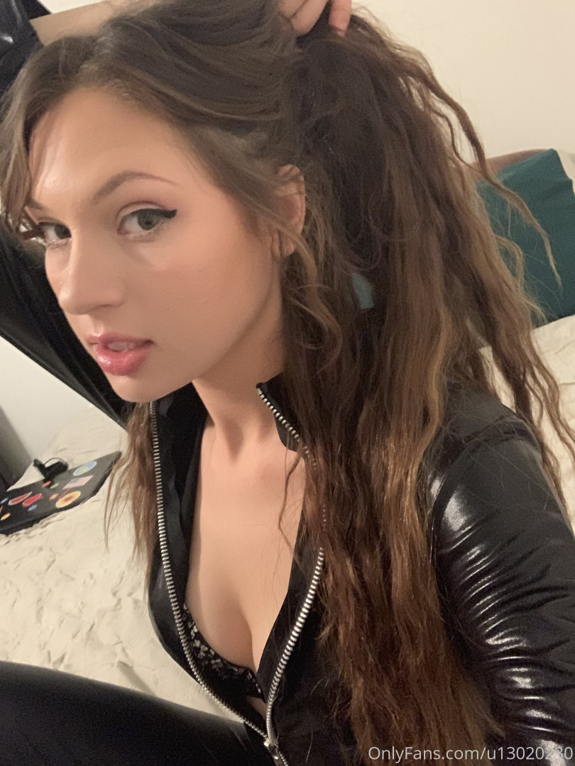 Photo by annablossom published on October 16,2023 23:00:48 - BestThots