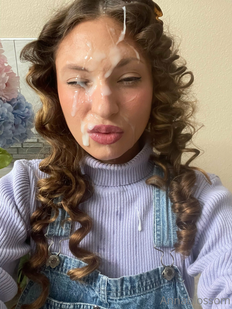 Photo by annablossom published on October 16,2023 23:03:20 - BestThots