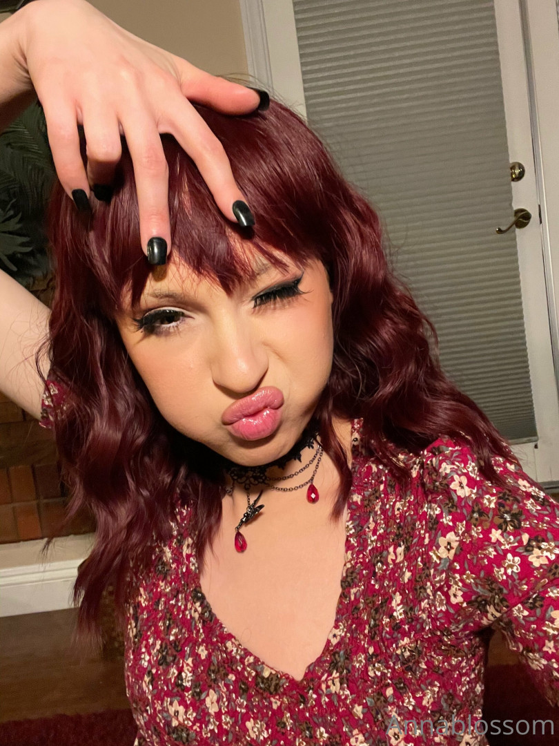 Photo by annablossom published on October 16,2023 23:11:50 - BestThots