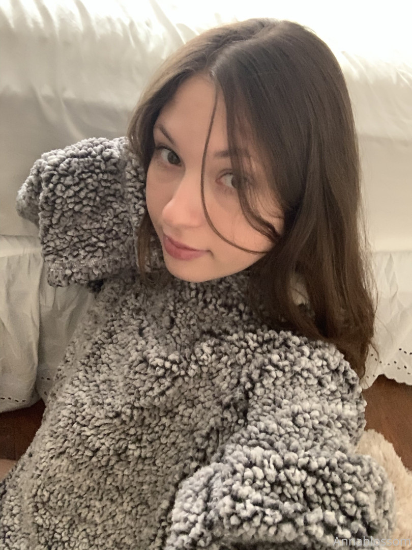 Photo by annablossom published on October 16,2023 23:28:26 - BestThots