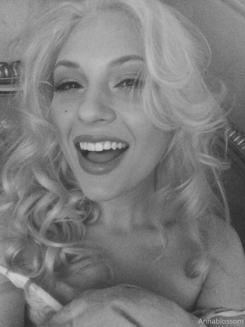 Photo by annablossom published on October 16,2023 23:31:04 - BestThots