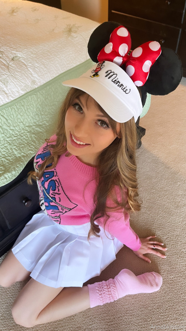 Photo by annablossom published on October 16,2023 23:34:10 - BestThots