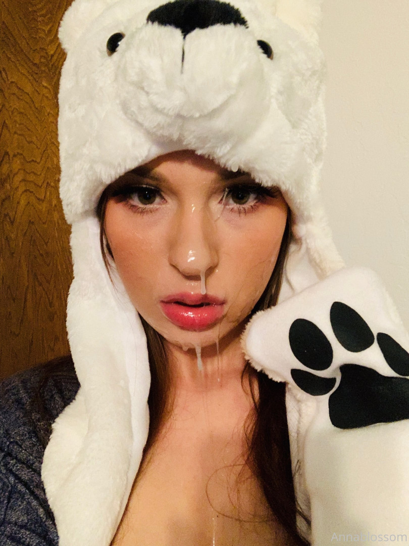 Photo by annablossom published on October 16,2023 23:36:52 - BestThots