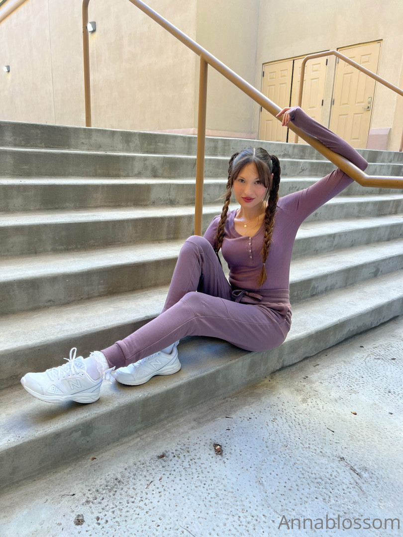 Photo by annablossom published on October 16,2023 23:39:01 - BestThots