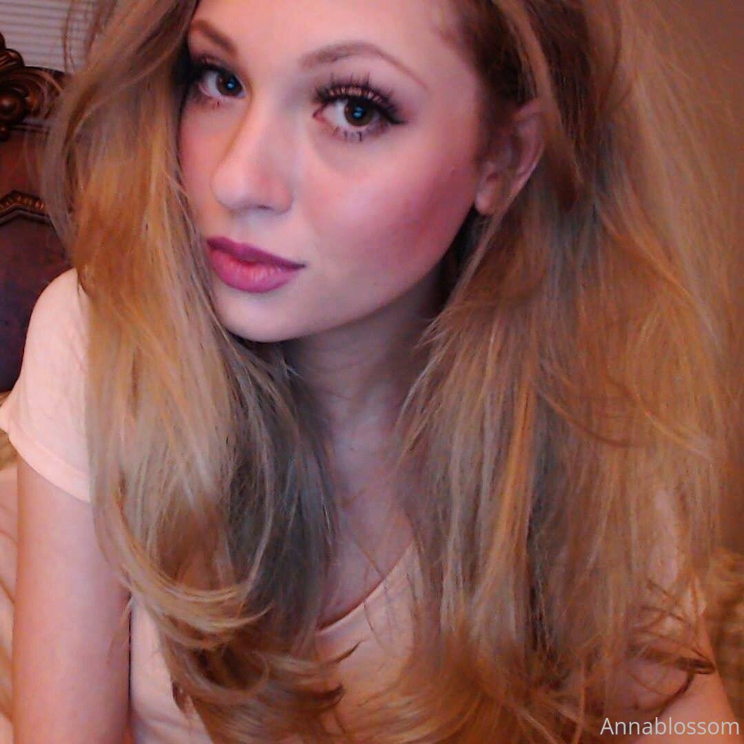 Photo by annablossom published on October 16,2023 23:40:23 - BestThots