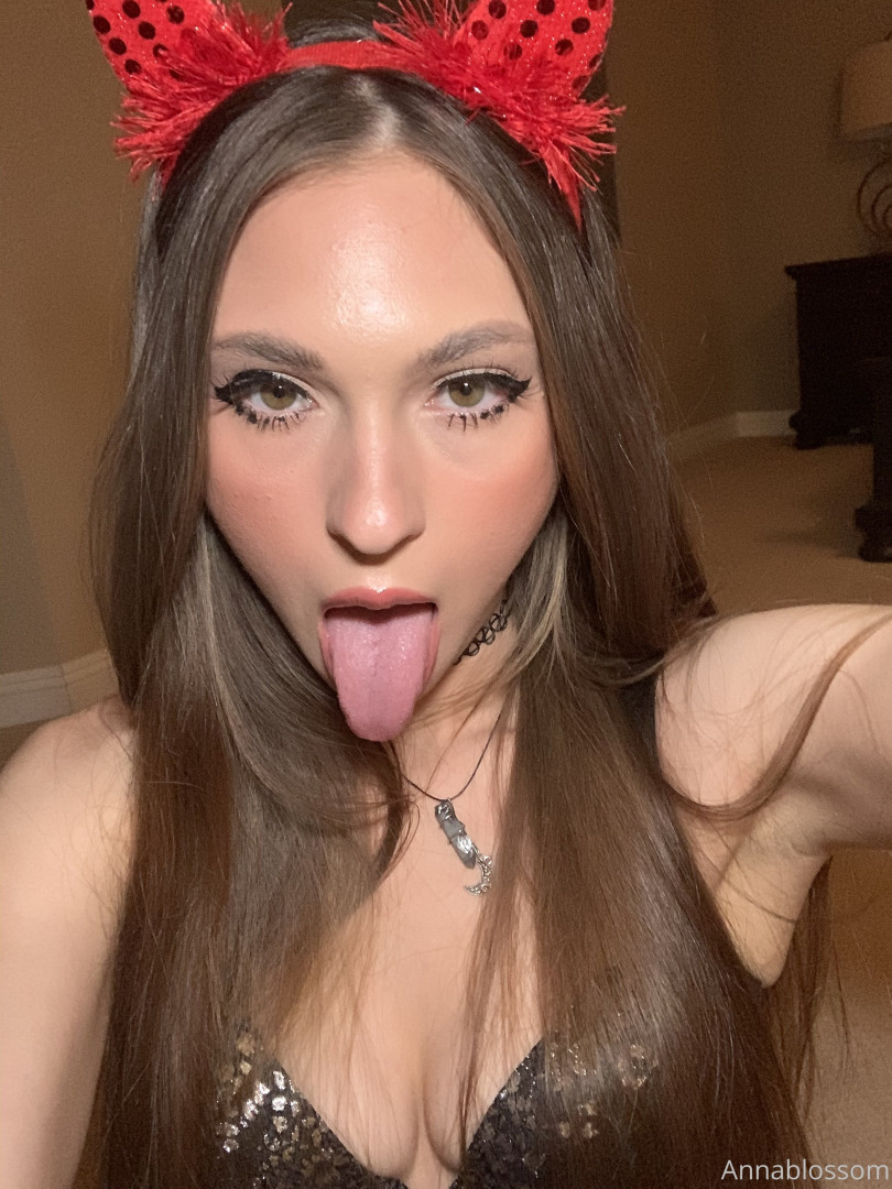 Photo by annablossom published on October 16,2023 23:41:57 - BestThots