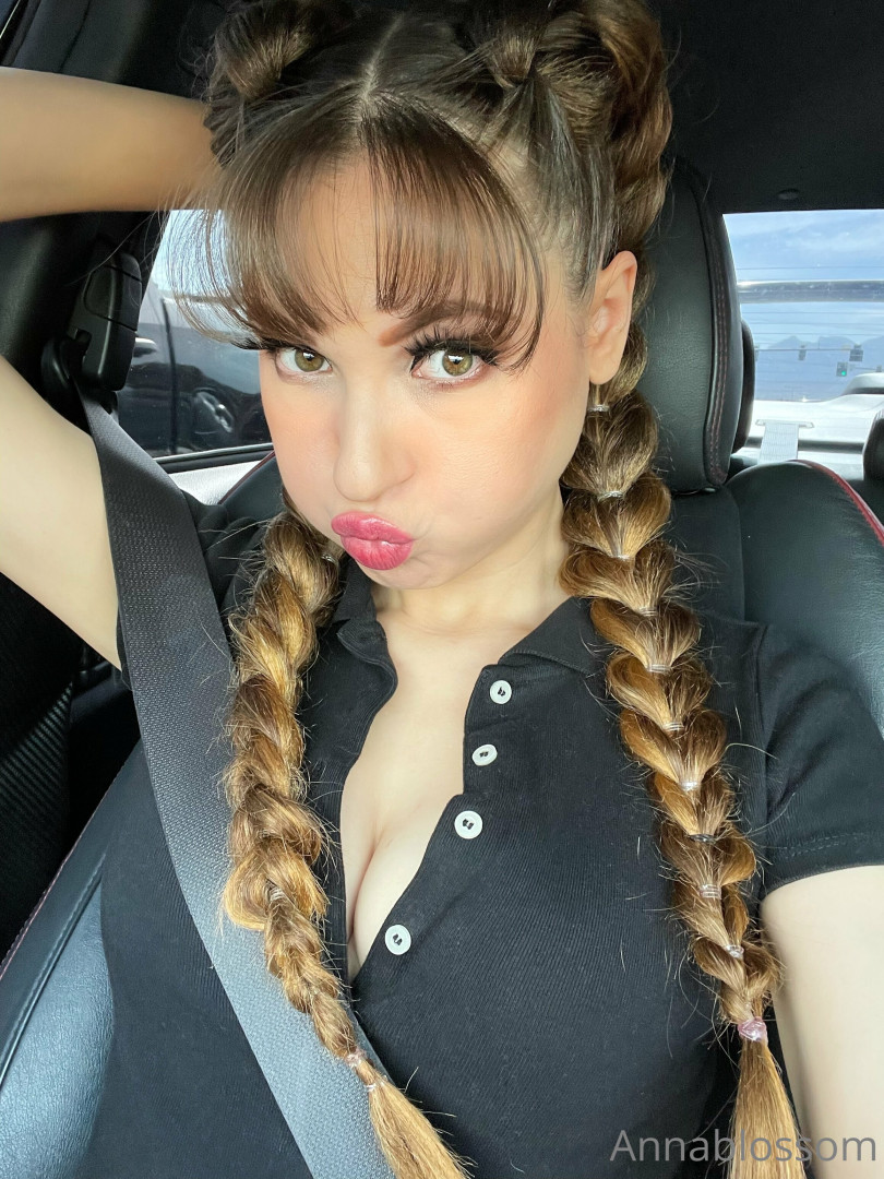 Photo by annablossom published on October 16,2023 23:43:18 - BestThots