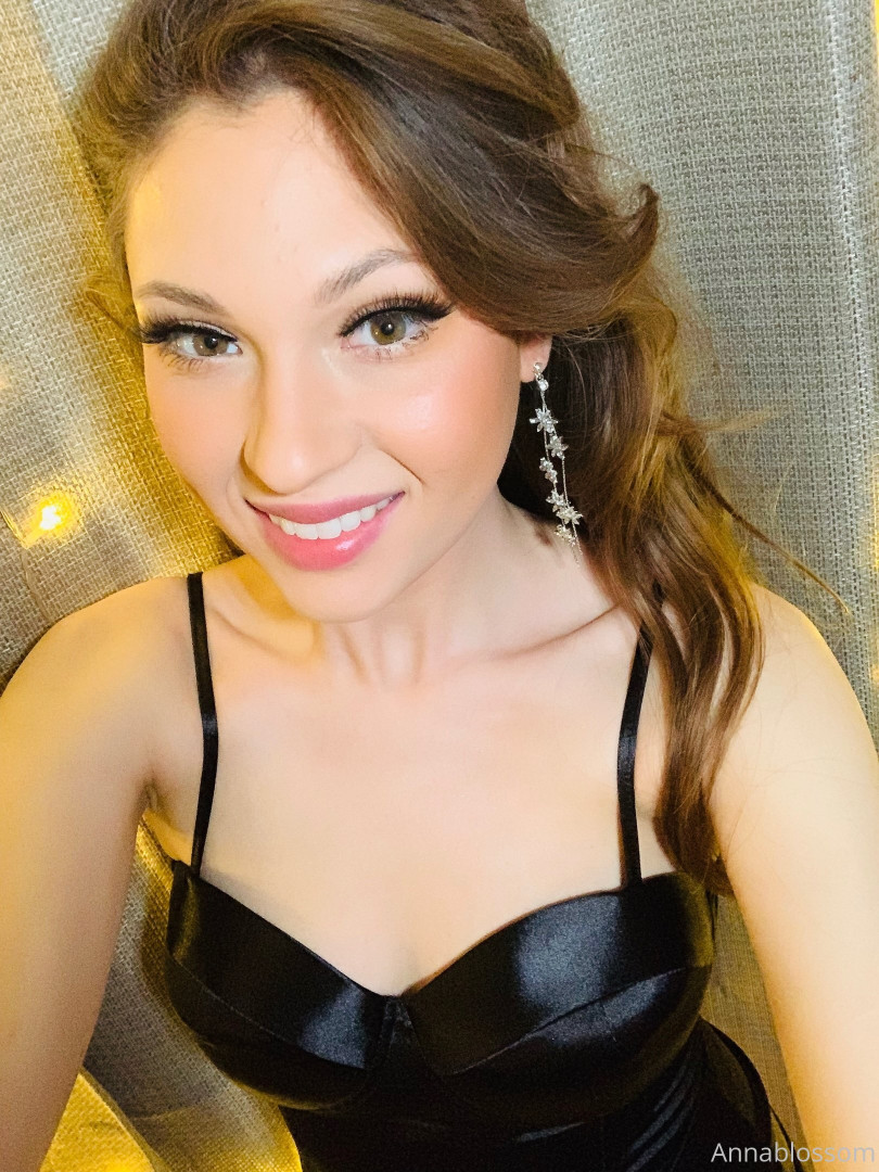 Photo by annablossom published on October 16,2023 23:50:42 - BestThots