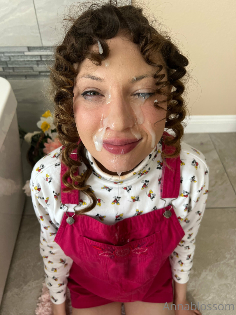 Photo by annablossom published on October 16,2023 23:59:58 - BestThots