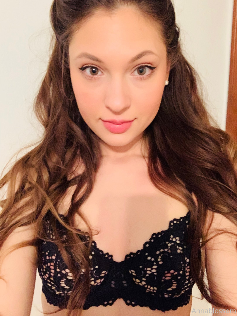 Photo by annablossom published on October 17,2023 00:00:57 - BestThots