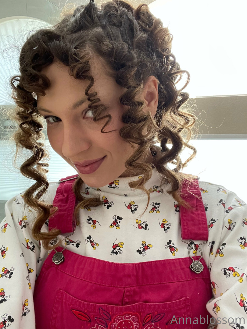 Photo by annablossom published on October 17,2023 00:02:11 - BestThots