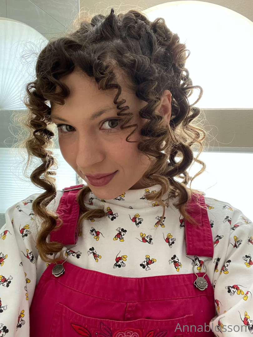 Photo by annablossom published on October 17,2023 00:02:34 - BestThots