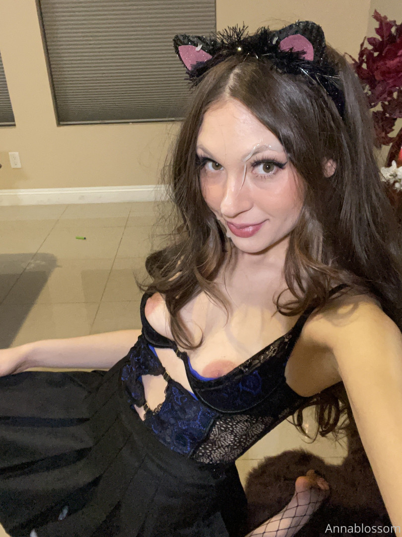 Photo by annablossom published on October 17,2023 00:04:32 - BestThots