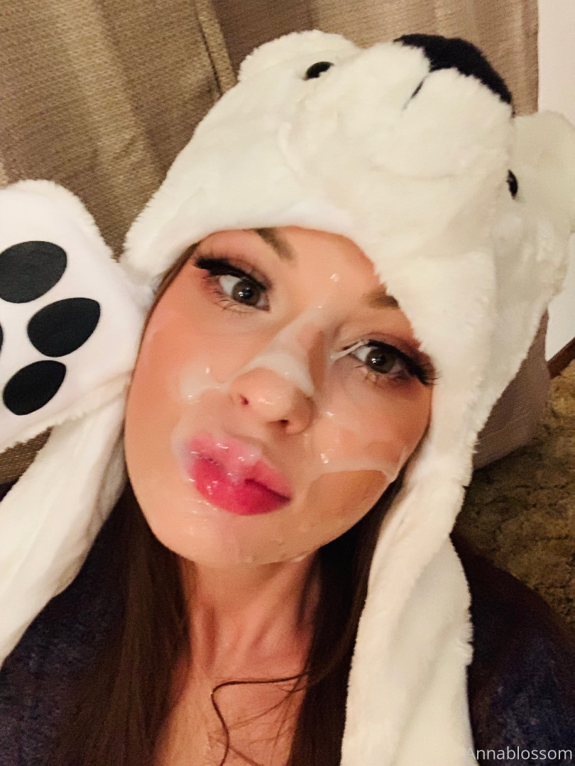 Photo by annablossom published on October 17,2023 00:04:46 - BestThots