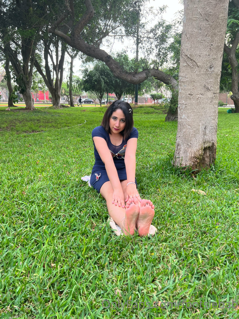 Photo by footsiebab published on January 14,2024 11:06:00 - BestThots