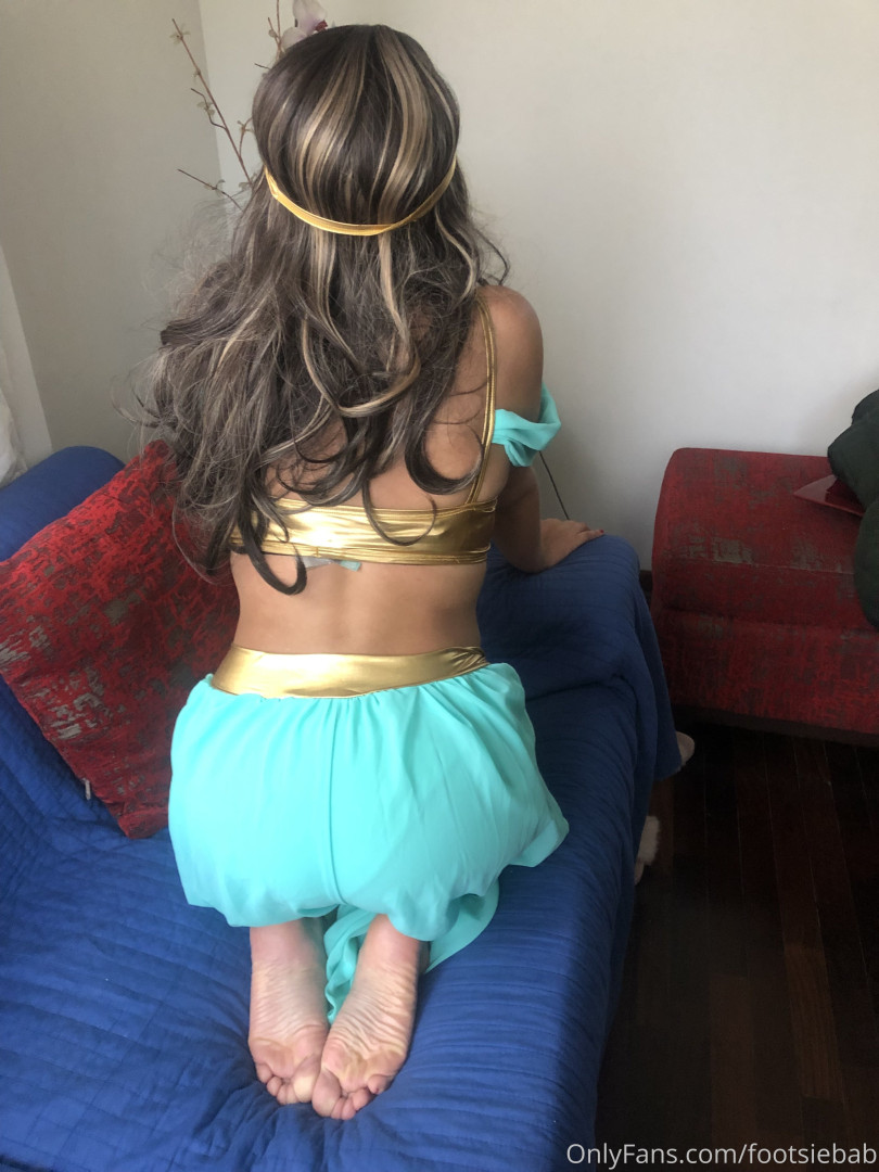 Photo by footsiebab published on January 14,2024 11:06:47 - BestThots