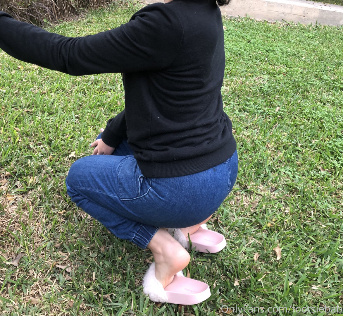 Photo by footsiebab published on January 14,2024 11:08:09 - BestThots