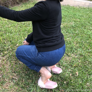 footsiebab #9260950