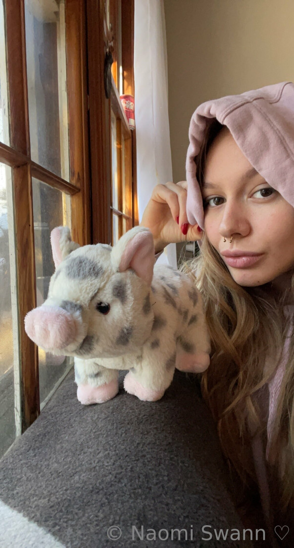 Photo by naomiswann published on October 17,2023 08:22:49 - BestThots