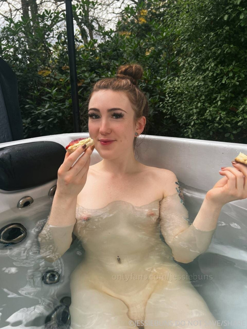 Photo by jessiebuns published on July 11,2023 06:22:54 - BestThots