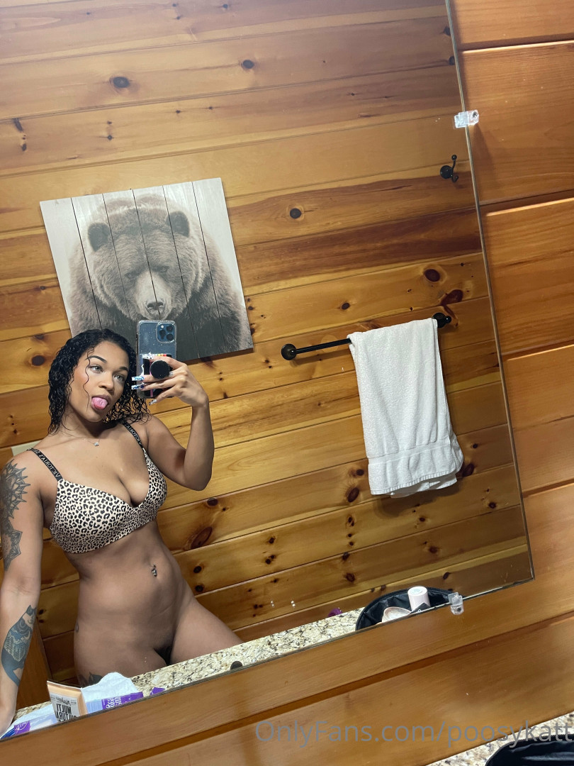 Photo by katgoddesstease published on June 8,2023 13:59:28 - BestThots