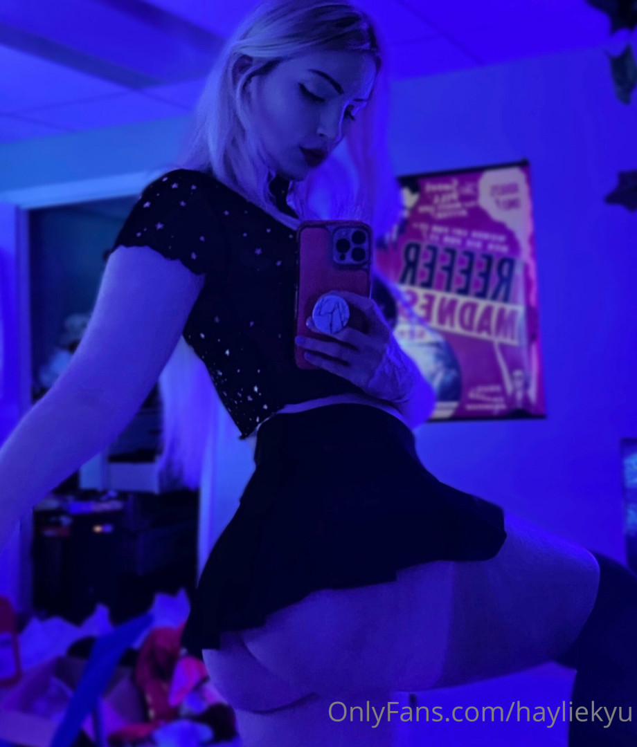 Photo by hayliekyu published on June 18,2023 23:00:44 - BestThots