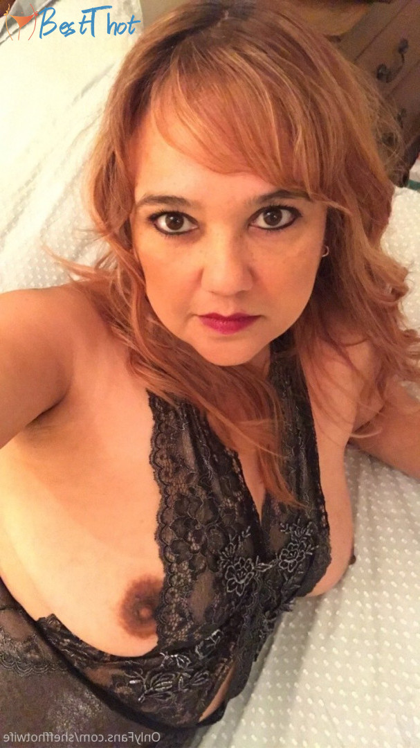 Photo by sheffhotwife published on December 29,2024 17:16:49 - BestThots