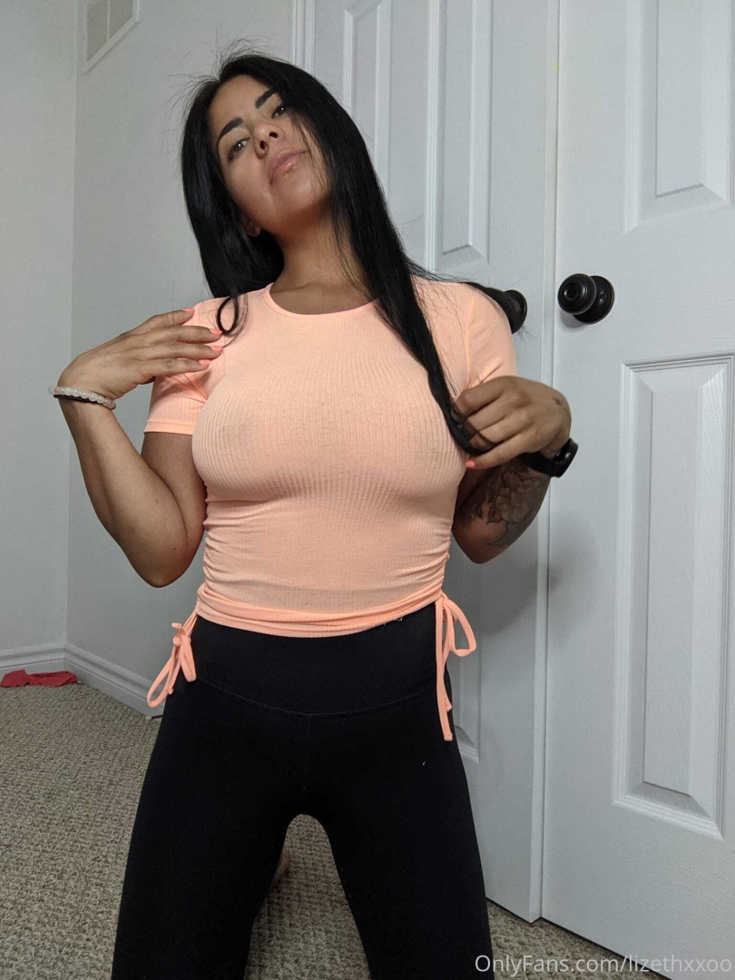 Photo by lizethxxoo published on October 15,2023 23:42:42 - BestThots