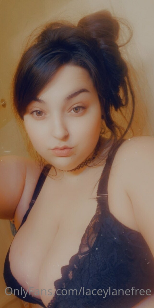 Photo by laceylanefree published on July 9,2023 16:48:28 - BestThots