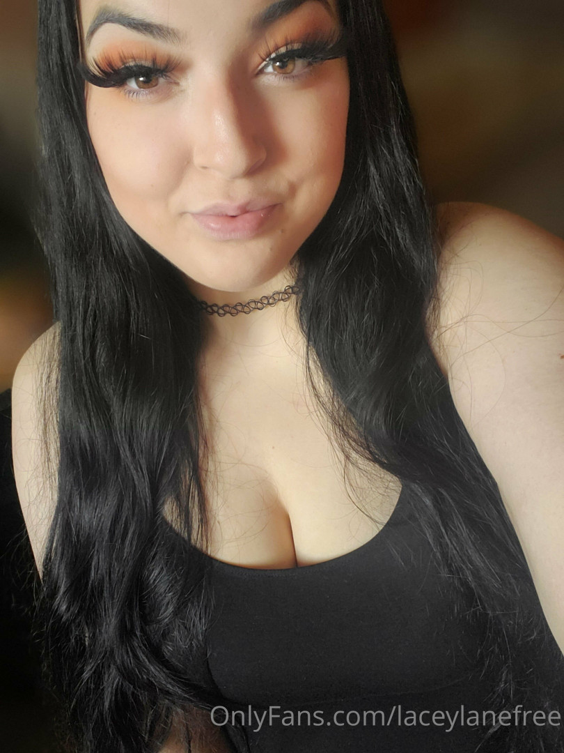 Photo by laceylanefree published on July 9,2023 16:48:52 - BestThots