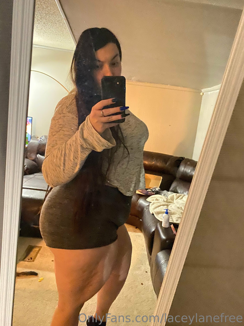 Photo by laceylanefree published on July 9,2023 16:49:09 - BestThots