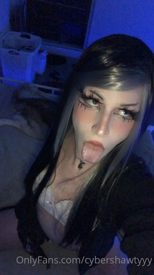 Photo by cybershawtyyy published on January 11,2024 05:39:48 - BestThots