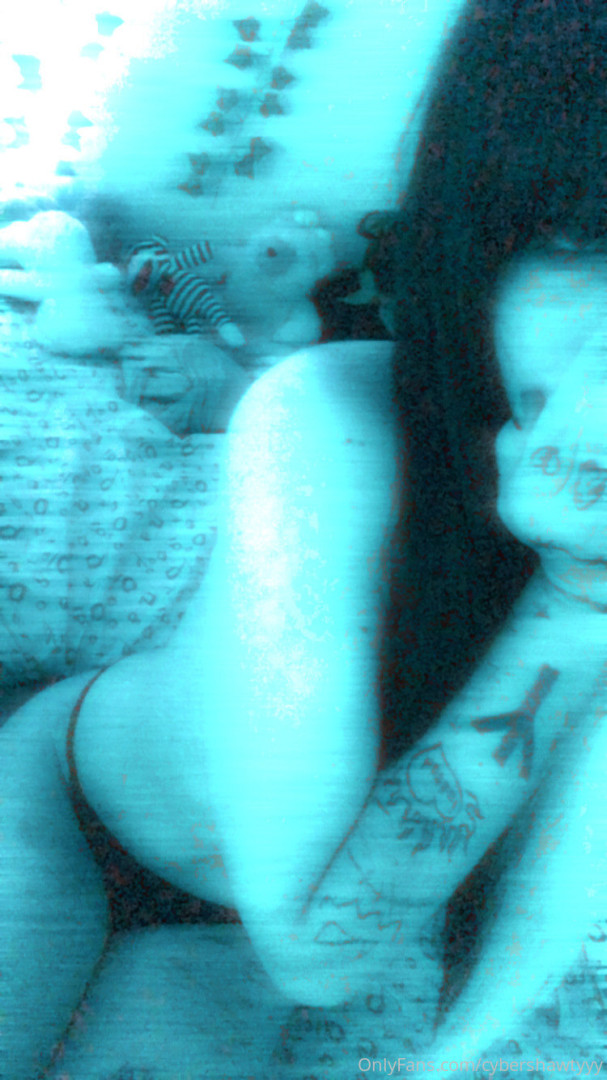 Photo by cybershawtyyy published on January 11,2024 05:47:32 - BestThots