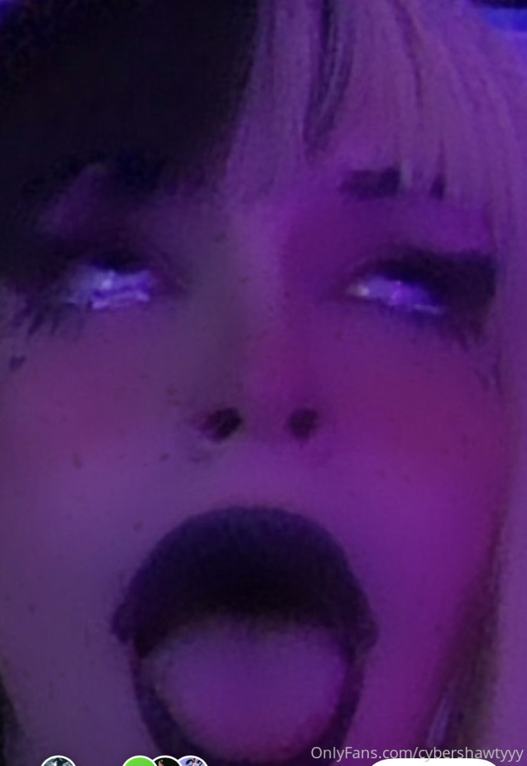 Photo by cybershawtyyy published on January 11,2024 05:47:55 - BestThots