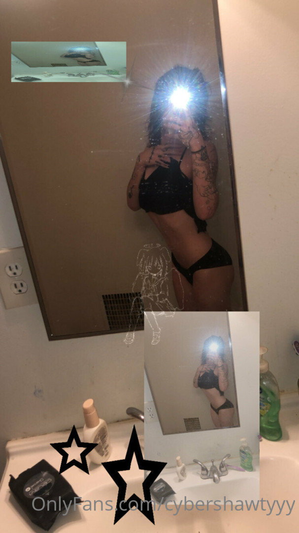 Photo by cybershawtyyy published on January 11,2024 05:48:23 - BestThots