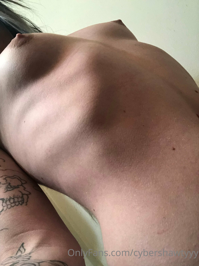 Photo by cybershawtyyy published on January 11,2024 05:48:44 - BestThots