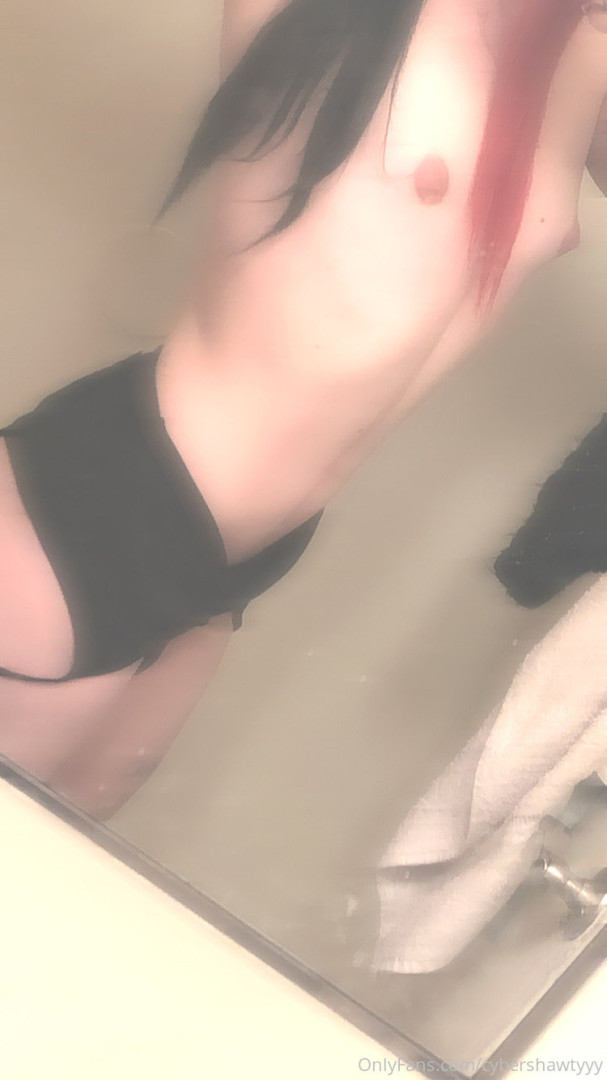 Photo by cybershawtyyy published on January 11,2024 05:48:54 - BestThots