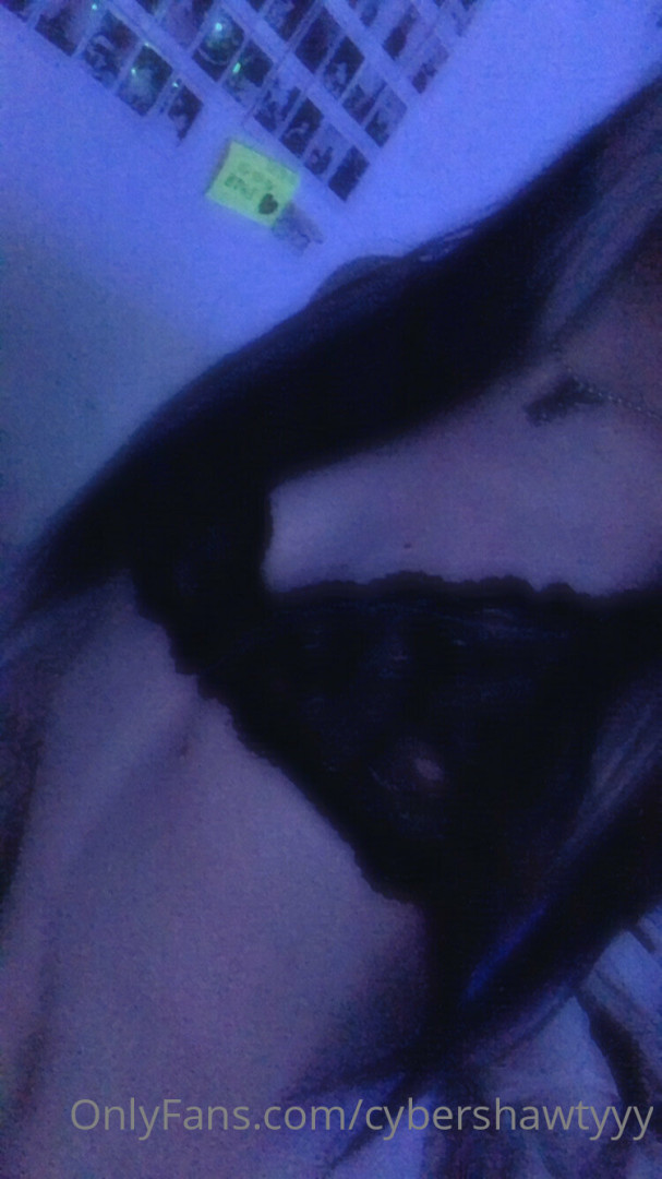 Photo by cybershawtyyy published on January 11,2024 05:49:24 - BestThots