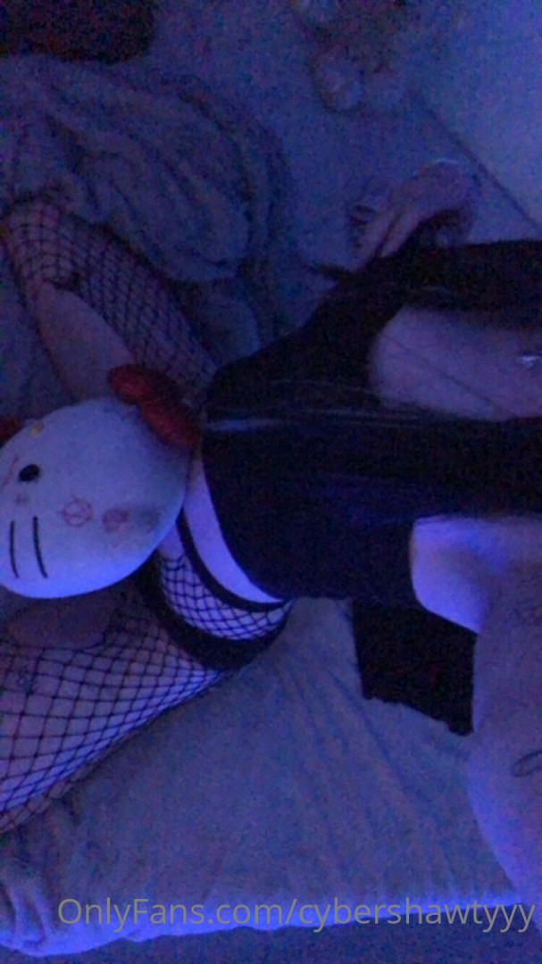 Photo by cybershawtyyy published on January 11,2024 05:50:33 - BestThots