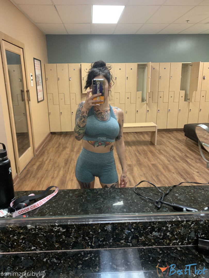 Photo by lydiajasminee published on December 20,2024 11:06:15 - BestThots