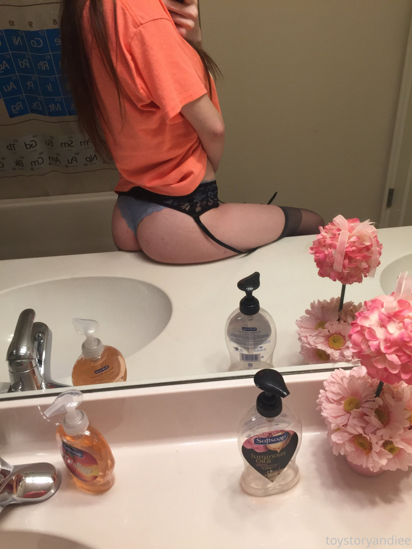 Photo by toystoryandiee published on October 11,2023 08:00:31 - BestThots