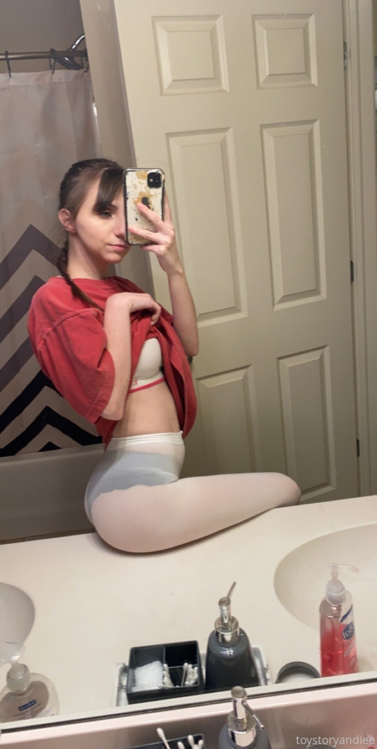 Photo by toystoryandiee published on October 11,2023 08:29:57 - BestThots