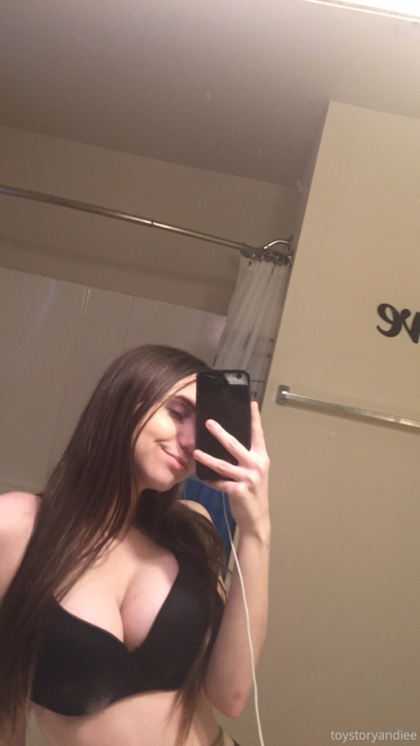 Photo by toystoryandiee published on October 11,2023 09:46:15 - BestThots
